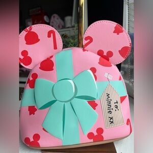 Bioworld Minnie Mouse Holiday Gift Crossbody Bag Pink Bow Mickey Print NWT